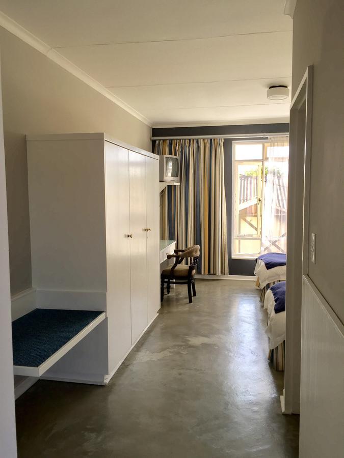 Casa Mia Hotel Уолфиш Бей Екстериор снимка